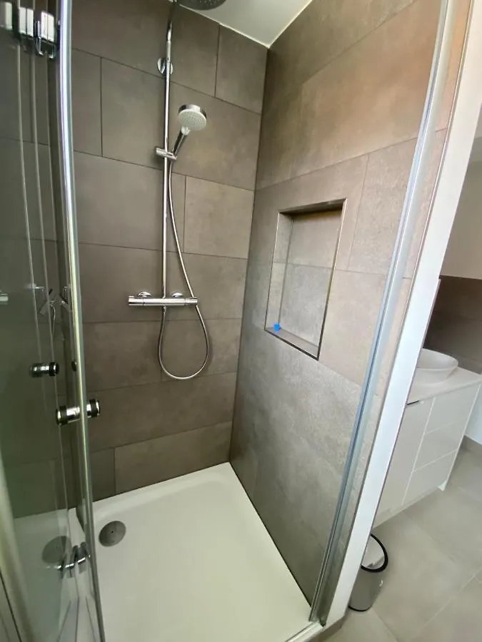 Apartment Ueber Den Daechern Von Eichwalde